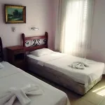 Antik Aparthotel 3*